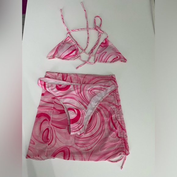 Retro Pink Print Pattern 3 Piece Triangle Bikini in Size 0 XS - Picture 2 of 5